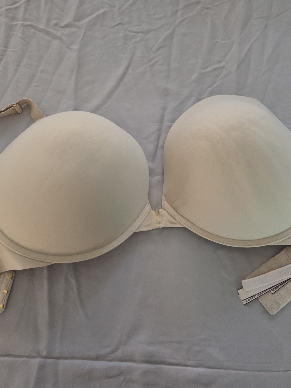 Victoria's Secret Strapless Smooth Push-Up Bra - Cream